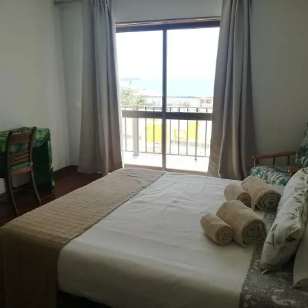 Гостевой дом Casa Dos Passarinhos-seaview@nazare Назаре