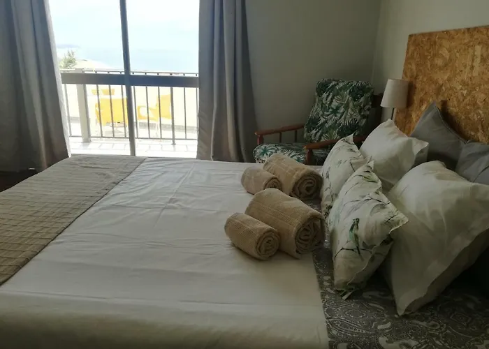 Casa Dos Passarinhos-seaview@nazare Casa de hóspedes Nazaré